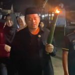 Riza Fahlevi Ikuti Tradisi Pawai Obor Sambut Ramadhan di Way Harong Pesawaran 