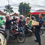 NasDem Lampung Bagikan Ratusan Liter Minyak Goreng di Bulan Suci Ramadan