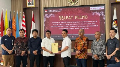 KPU Pesawaran Tetapkan Nomor Urut, Supriyanto-Suriansyah 01, Nanda-Anton 02