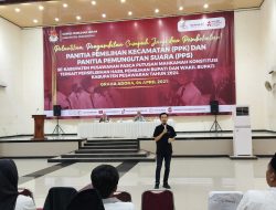 Ketua Bawaslu Pesawaran Beri Pembekalan 499 Anggota PPK dan PPS Jelang PSU