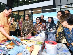 Lukisan, Nada, dan Negeri: SBY Menyambut Kemenparekraf di Galeri Seni Cikeas