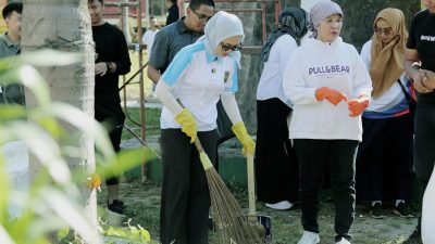 Wagub Jihan Peringati Hari Lingkungan Hidup dengan Aksi Bersih Sampah Plastik