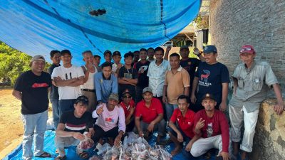 Riza Fahlevi Tebar 500 Paket Daging Kurban, Idul Adha Bukan Sekadar Tradisi