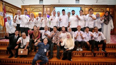 Terpilih Aklamasi, Gubernur Mirza Ingin SMAN 2 Jadi Lumbung SDM Nasional