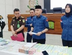 Penggeledahan Rumah Arinal Djunaidi, Kejati Lampung Angkut Aset Rp38,5 Miliar