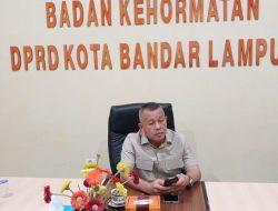 Jejak di Sekolah, Bantahan di Sidang Etik: Heti Friskatati dalam Sorotan