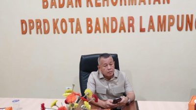 Jejak di Sekolah, Bantahan di Sidang Etik: Heti Friskatati dalam Sorotan