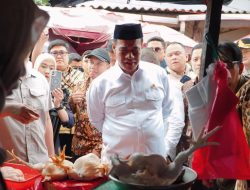 Usai Terima Laporan Kenaikan, Mentan Amran Sidak Pasar, Harga Langsung Turun 15 Ribu