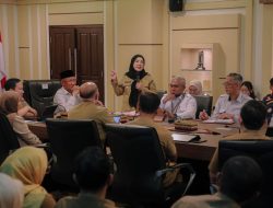 Eva Curhat di Rapat Sungai, Balai Ikut Tersenggol