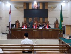 Eksepsi Dendi Menggema, Sidang Tipikor Tanjung Karang Diserbu Penonton