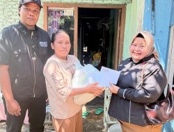 Banjir Bandar Lampung, Dewi Mayang Turun Berikan Bantuan