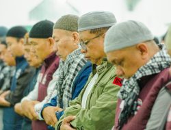 Bikers Shubuhan Doa Bersama dan Salat Gaib untuk Anumerta Arya Supena