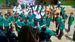 121 Siswa SDN 2 Harapan Jaya Korpri Lulus 100 Persen, Pelepasan Diwarnai Siram Air Bersih