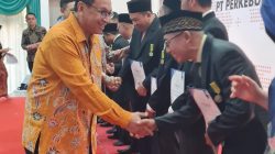 Rayakan HUT ke–81 RI, PTPN I Regional 7 Beri Penghargaan Karyawan
