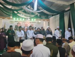 KH Ahmad Zaki: Jangan Berhenti Bershalawat Setelah Arbain